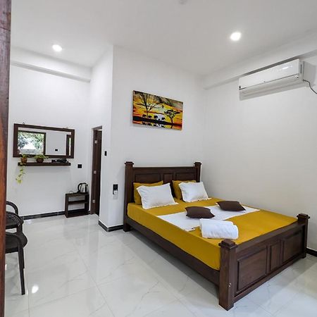 Hotel Awaken Дамбулла Экстерьер фото
